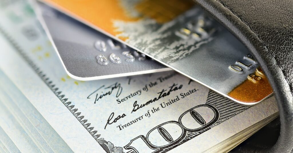 What credit card starts with 6011 